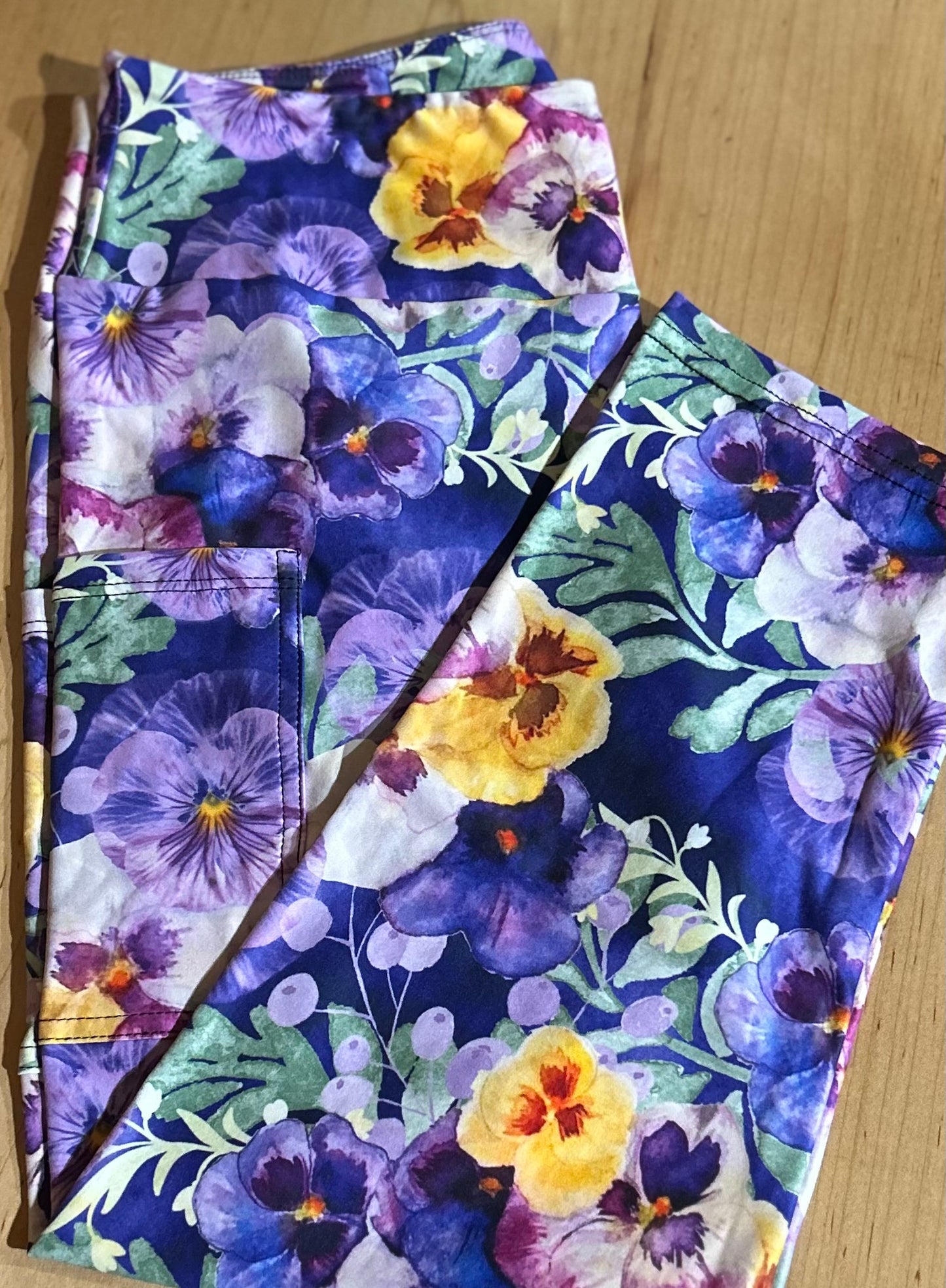 Purple Watercolor Floral Pocket Capri Leggings