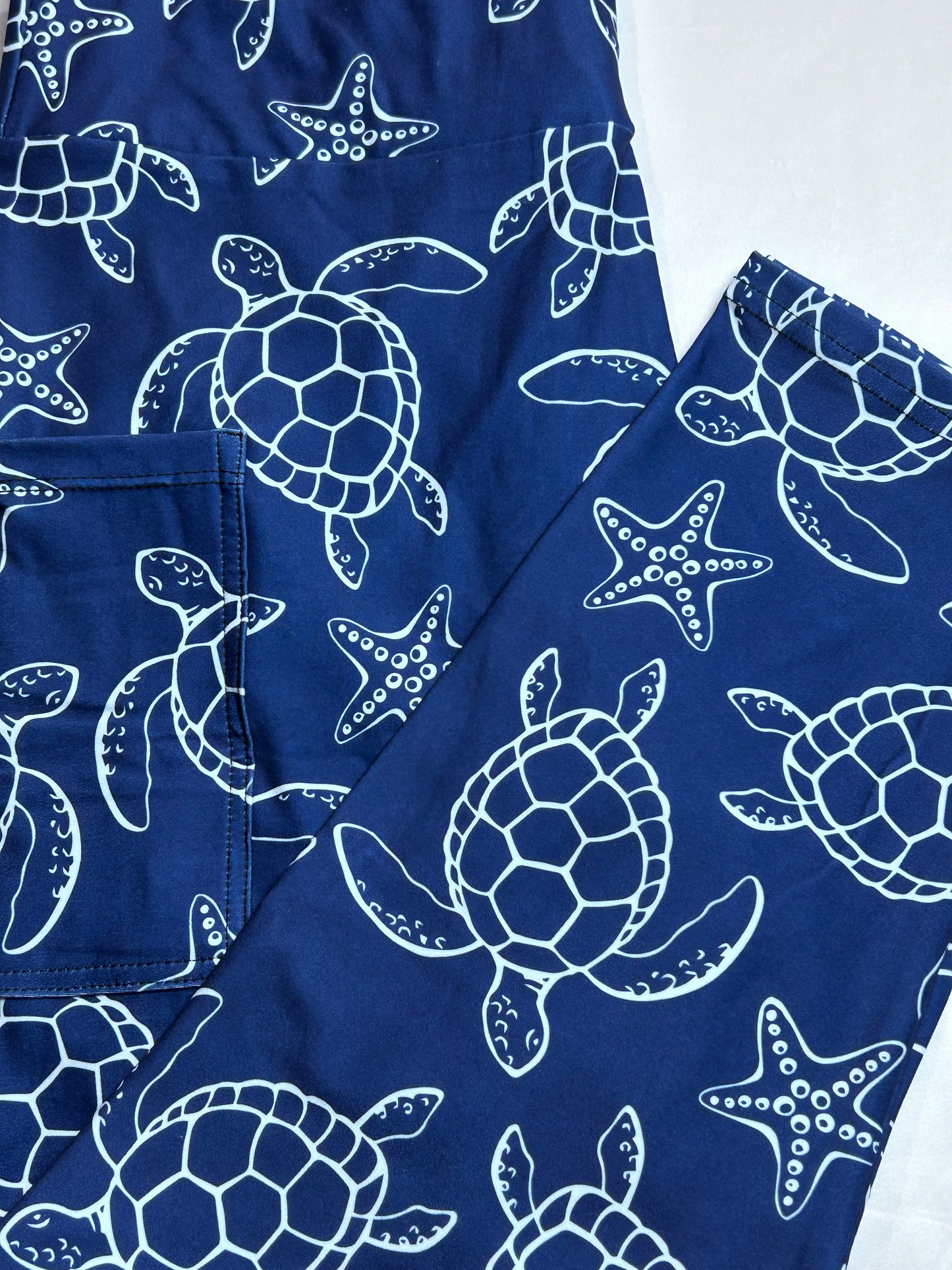 Sea Turtle Capri Leggings WITH Pockets