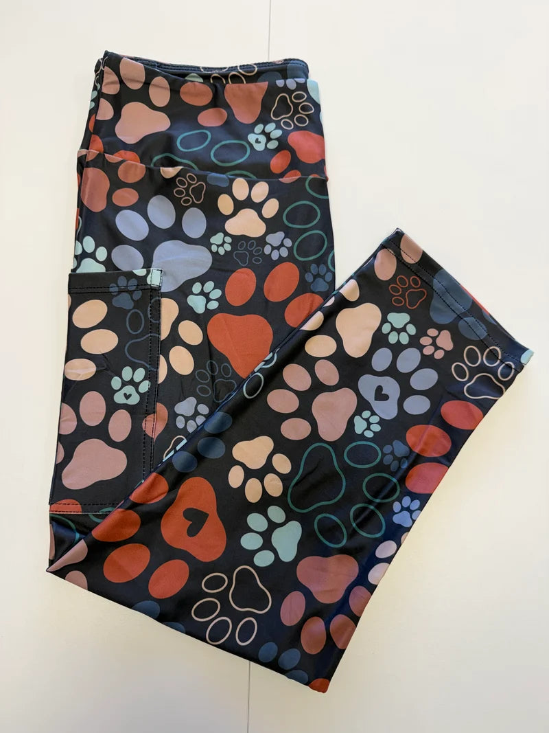 Neutral Paws Pocket Capri Leggings