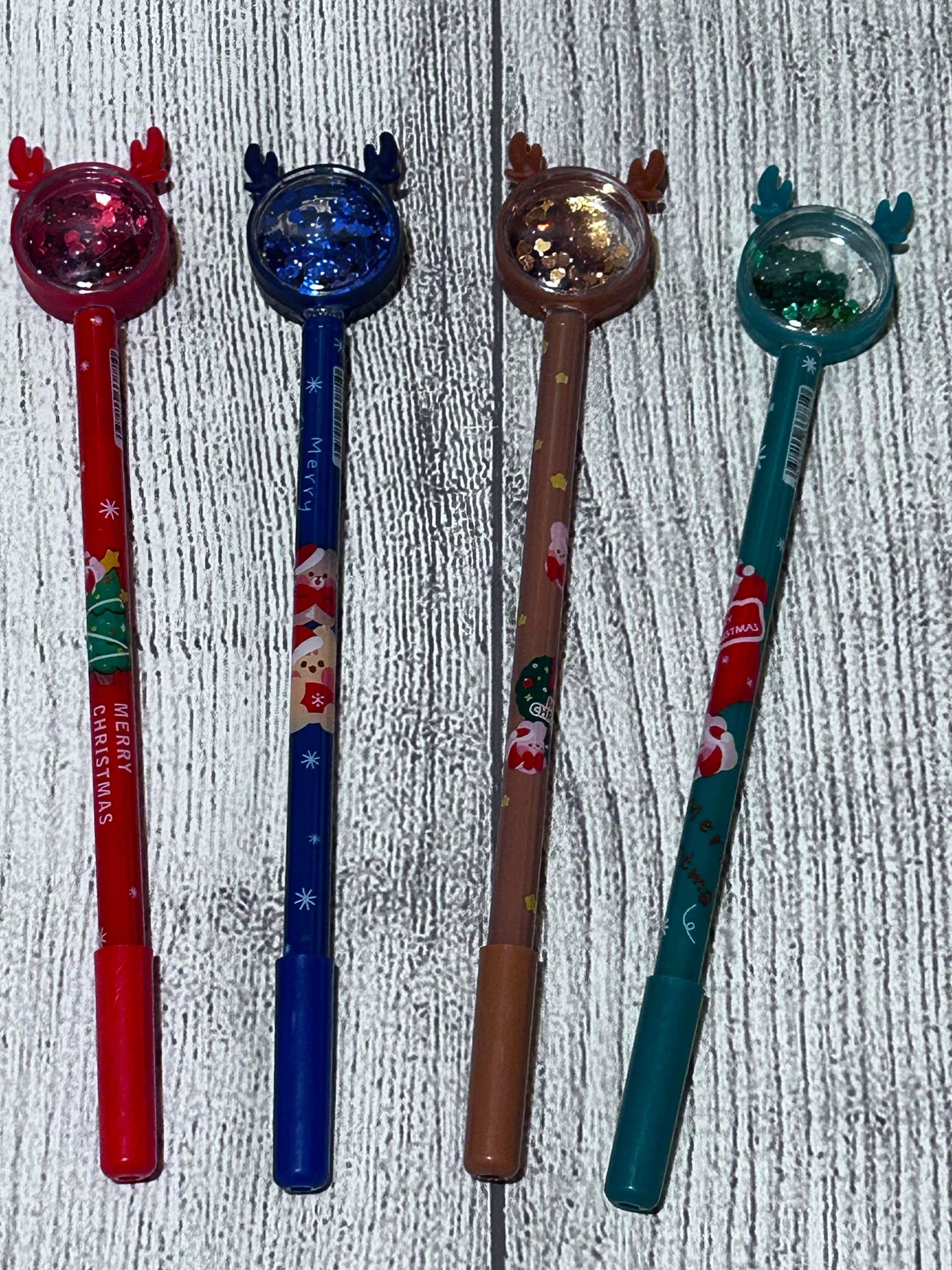 Reindeer Globe Pen (SS111)