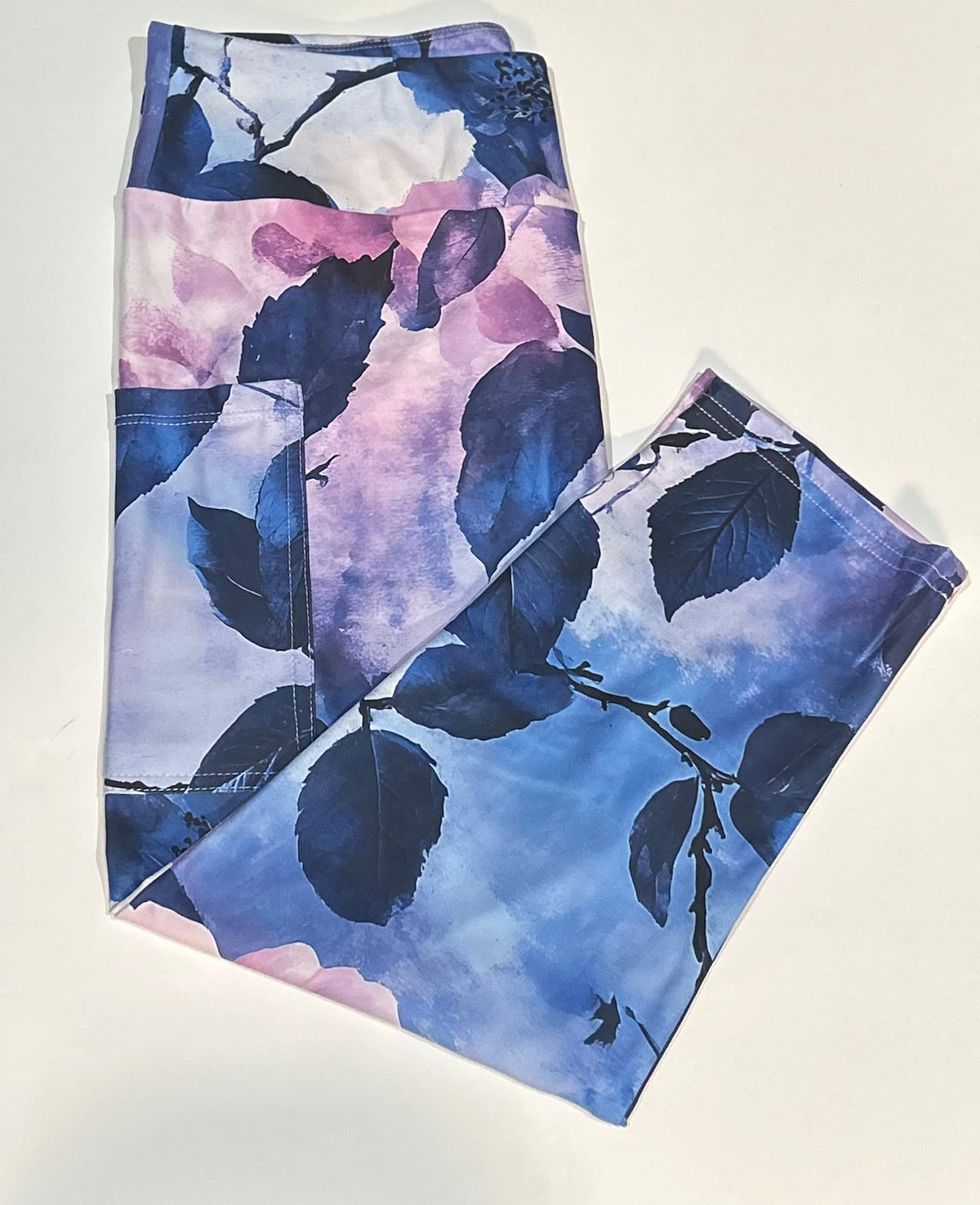 Blurple Floral Pocket Capri Leggings