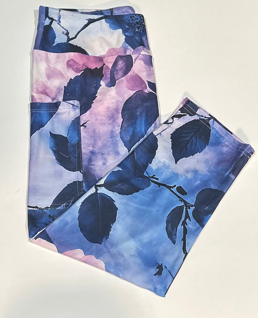 Blurple Floral Pocket Capri Leggings