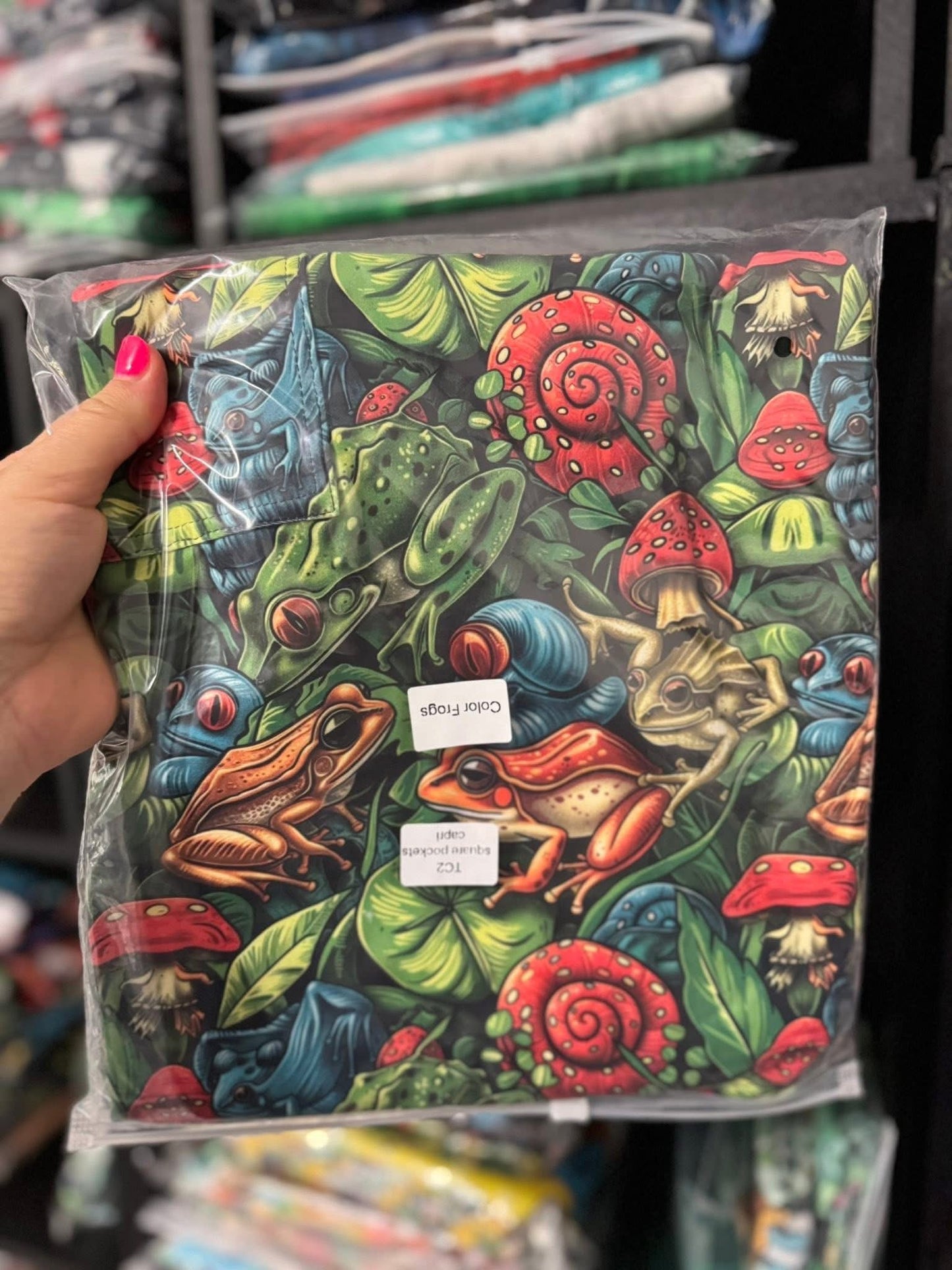 Color Frogs Square Pocket Capri Leggings (TC2)