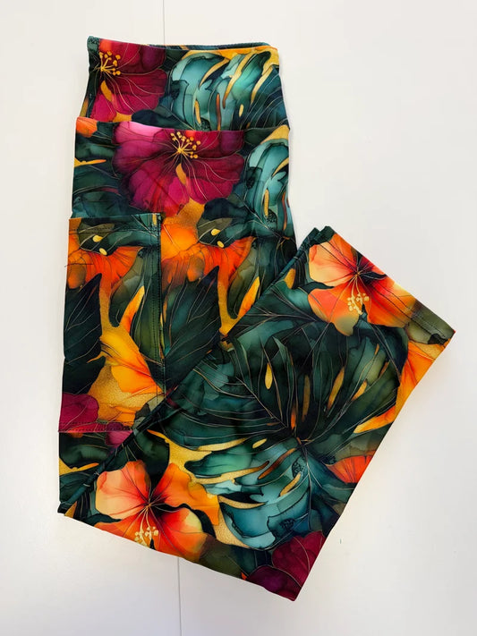 Tropical Vibes Pocket Capri Leggings