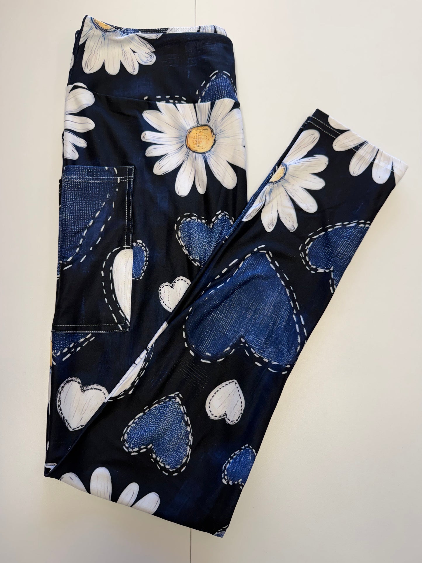 Midnight Daisy Love Leggings w/ Pockets *RTS