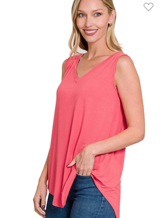 **FINAL SALE** Sleeveless V-Neck Hi-Low / Rose