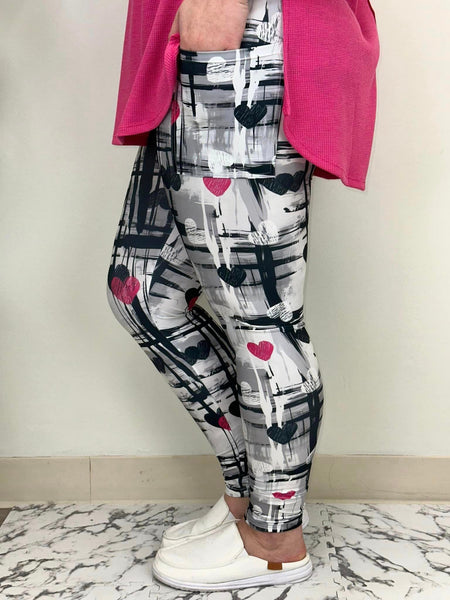 Pink & Black Heart Pocket Leggings