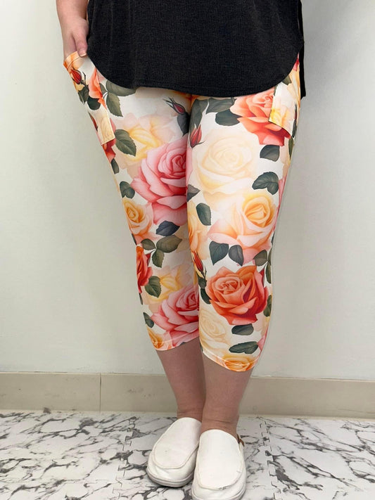 Peachy Roses Pocket Capri Leggings