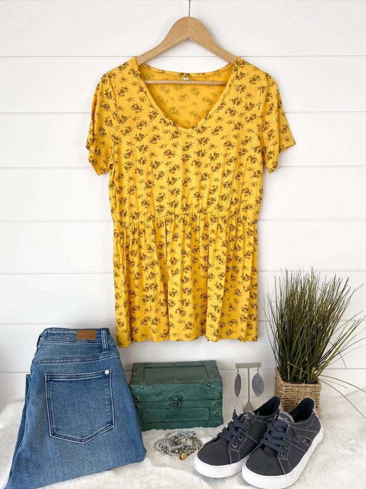 **FINAL SALE** Sarah Ruffle Top / Yellow Floral